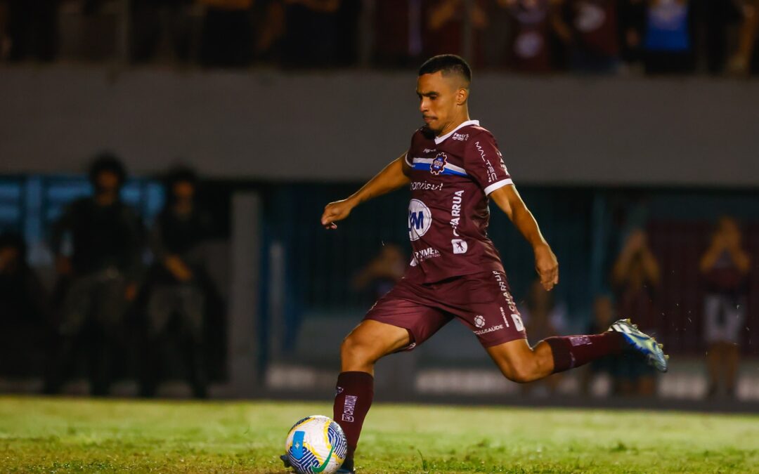 Dudu Mandai tem entorse no tornozelo e é duvida para encarar o Grêmio