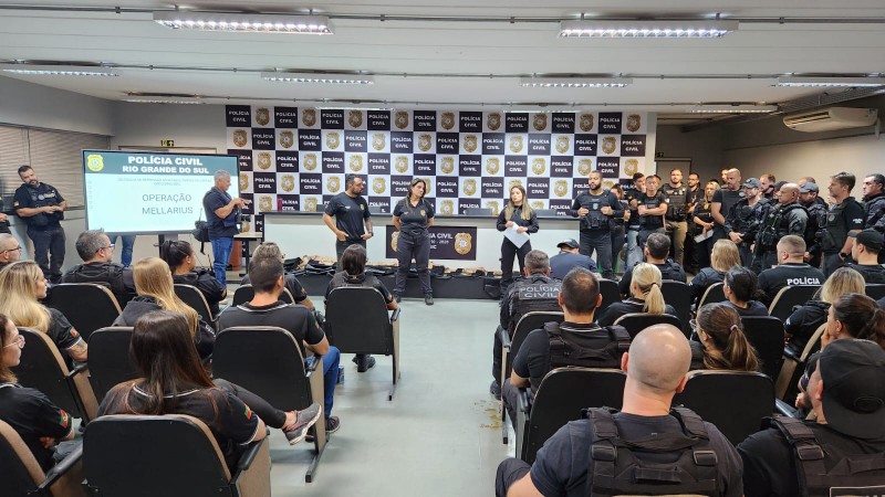 Operação da Polícia Civil prende grupo especializado em roubo de carga na região metropolitana