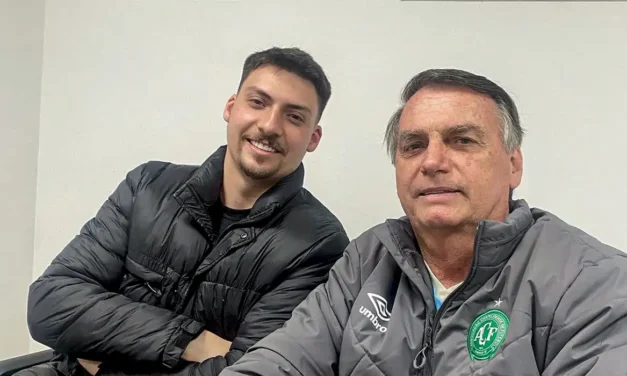 Ministério Público do DF denuncia Renan Bolsonaro por lavagem de dinheiro