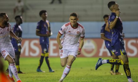 Desencantou! Gol de Borré diante do Delfín foi o 1º pelo Inter e na temporada 2024