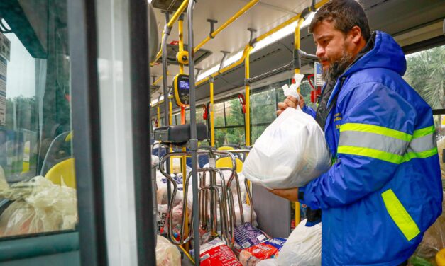 Cestas básicas serão entregues para famílias desabrigadas nesta segunda-feira em Porto Alegre